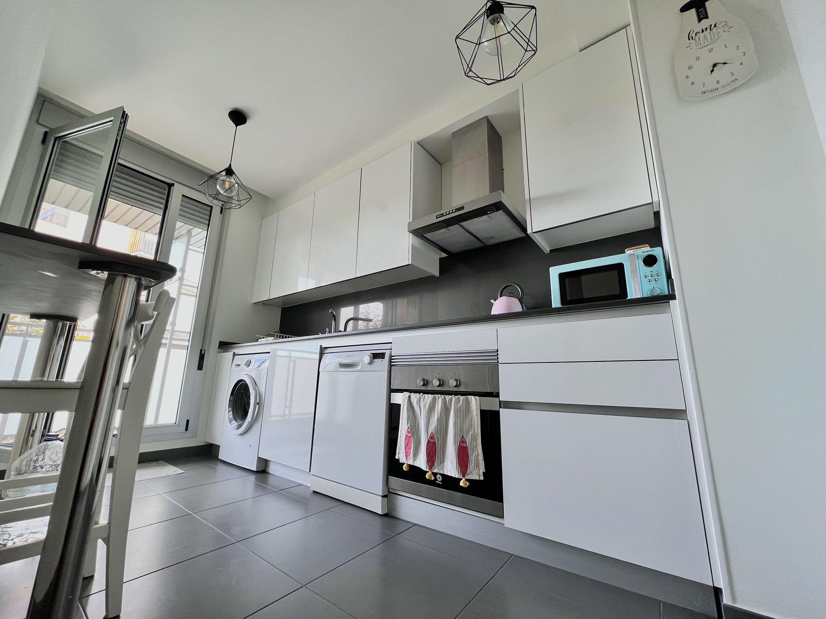 Imagen 17 Piso en venta en Sant Adrià De Besòs / Junto a avenida de la Catalana a 1 minuto a las rondas