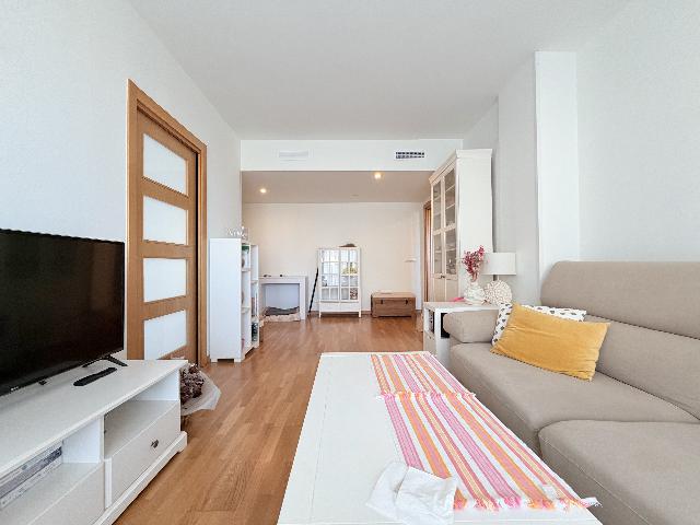 Imagen 7 Inmueble 298747 - Piso en venta en Sant Adrià De Besòs / Junto a avenida de la Catalana a 1 minuto a las rondas