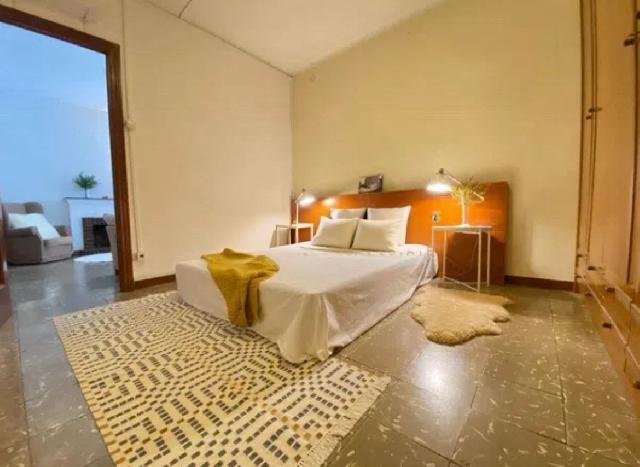 Imagen 2 Inmueble 298823 - Piso en venta en Barcelona / Junto al Hospital de Sant Pau