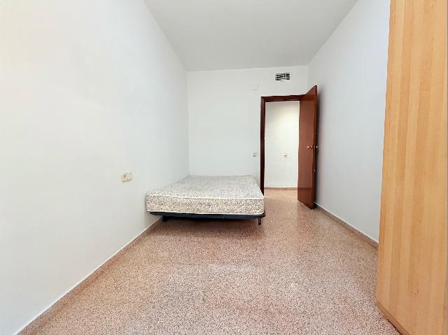 Imagen 20 Inmueble 302189 - Piso en venta en Santa Coloma De Gramenet / A 1 minuto de escola miguel hernandez cerca de...