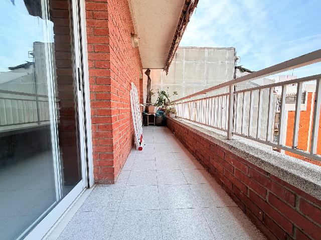 Imagen 4 Inmueble 302189 - Piso en venta en Santa Coloma De Gramenet / A 1 minuto de escola miguel hernandez cerca de...