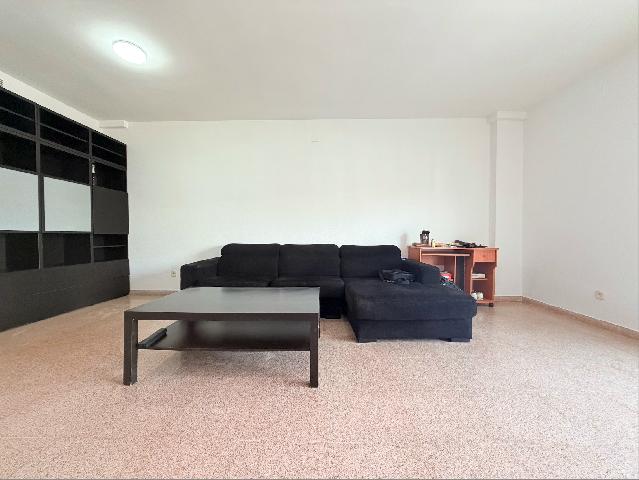 Imagen 5 Inmueble 302189 - Piso en venta en Santa Coloma De Gramenet / A 1 minuto de escola miguel hernandez cerca de...