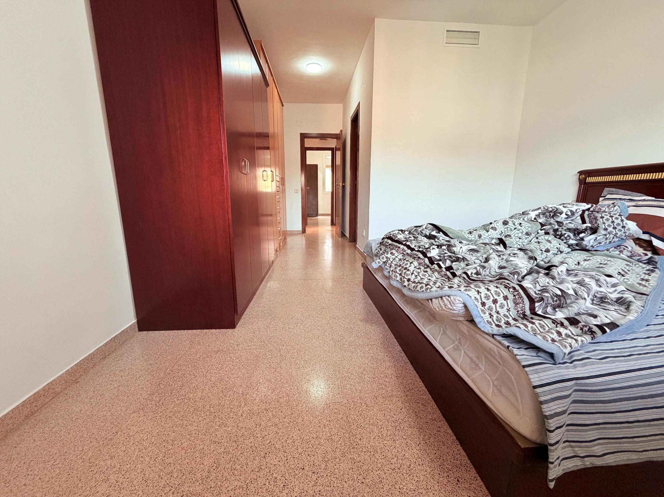 Imagen 10 Piso en venta en Santa Coloma De Gramenet / A 1 minuto de escola miguel hernandez cerca de...