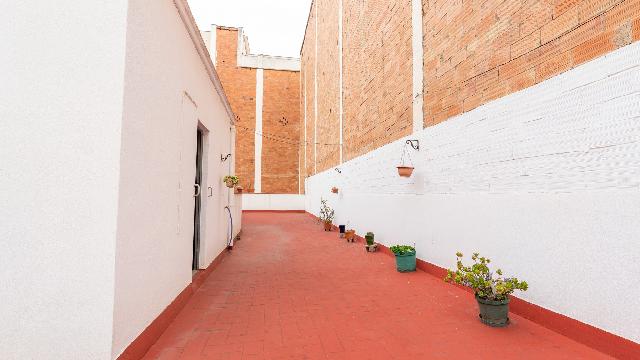 Imagen 15 Inmueble 298451 - Casa Adosada en venta en Hospitalet De Llobregat (L´) / A dos calles del Parque de la Torrasa.
