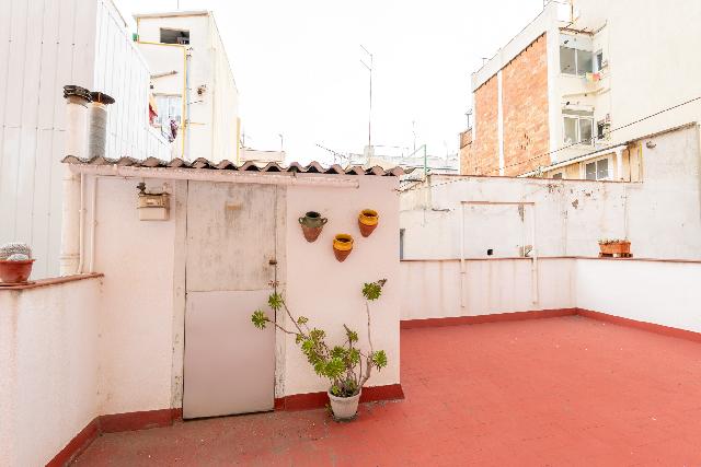 Imagen 16 Inmueble 298451 - Casa Adosada en venta en Hospitalet De Llobregat (L´) / A dos calles del Parque de la Torrasa.