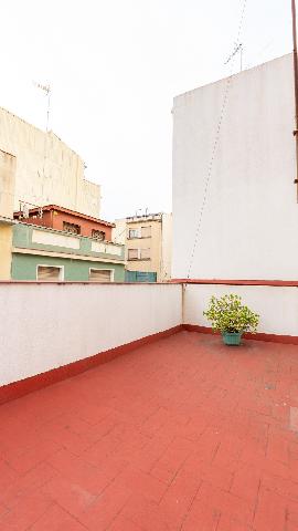 Imagen 17 Inmueble 298451 - Casa Adosada en venta en Hospitalet De Llobregat (L´) / A dos calles del Parque de la Torrasa.
