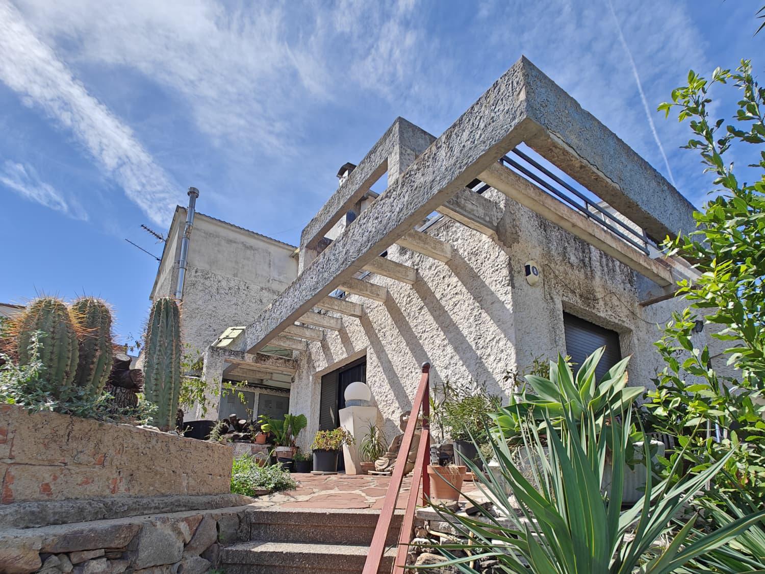 Imagen 3 Casa en venta en Santa Coloma De Cervelló / Cerca del casal Municipal 