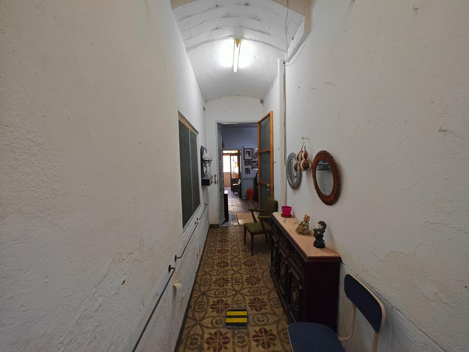 Imagen 10 Casa en venta en Sant Boi De Llobregat / Al lado de Plaza Cataluña 