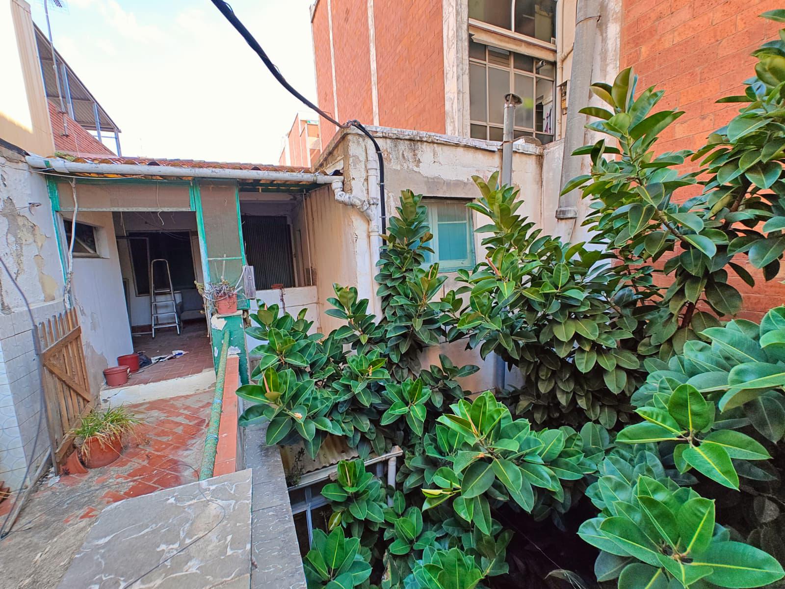 Imagen 22 Casa en venta en Sant Boi De Llobregat / Al lado de Plaza Cataluña 