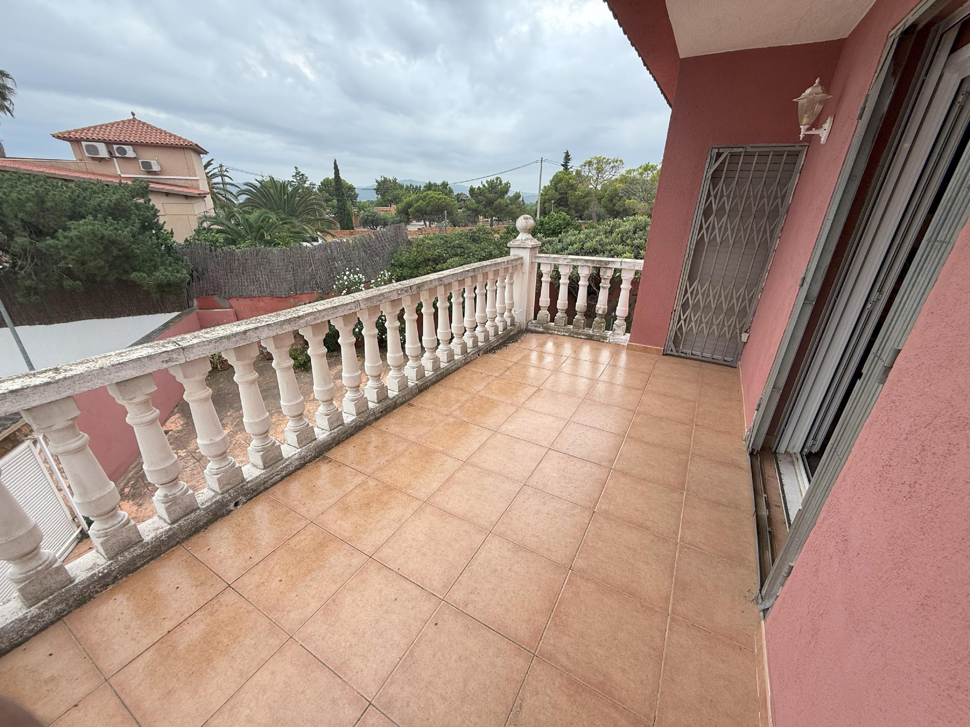 Imagen 34 Casa Aislada en venta en Sant Jaume Dels Domenys / En la urbanización el papagai