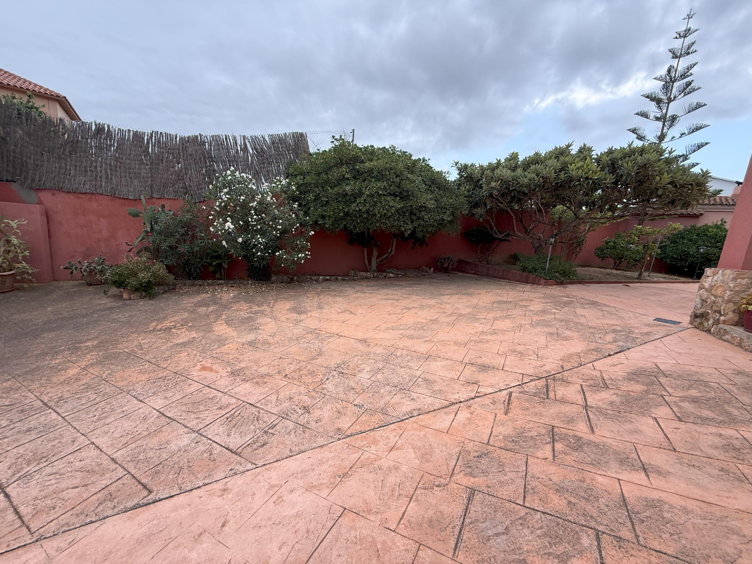 Imagen 4 Casa Aislada en venta en Sant Jaume Dels Domenys / En la urbanización el papagai