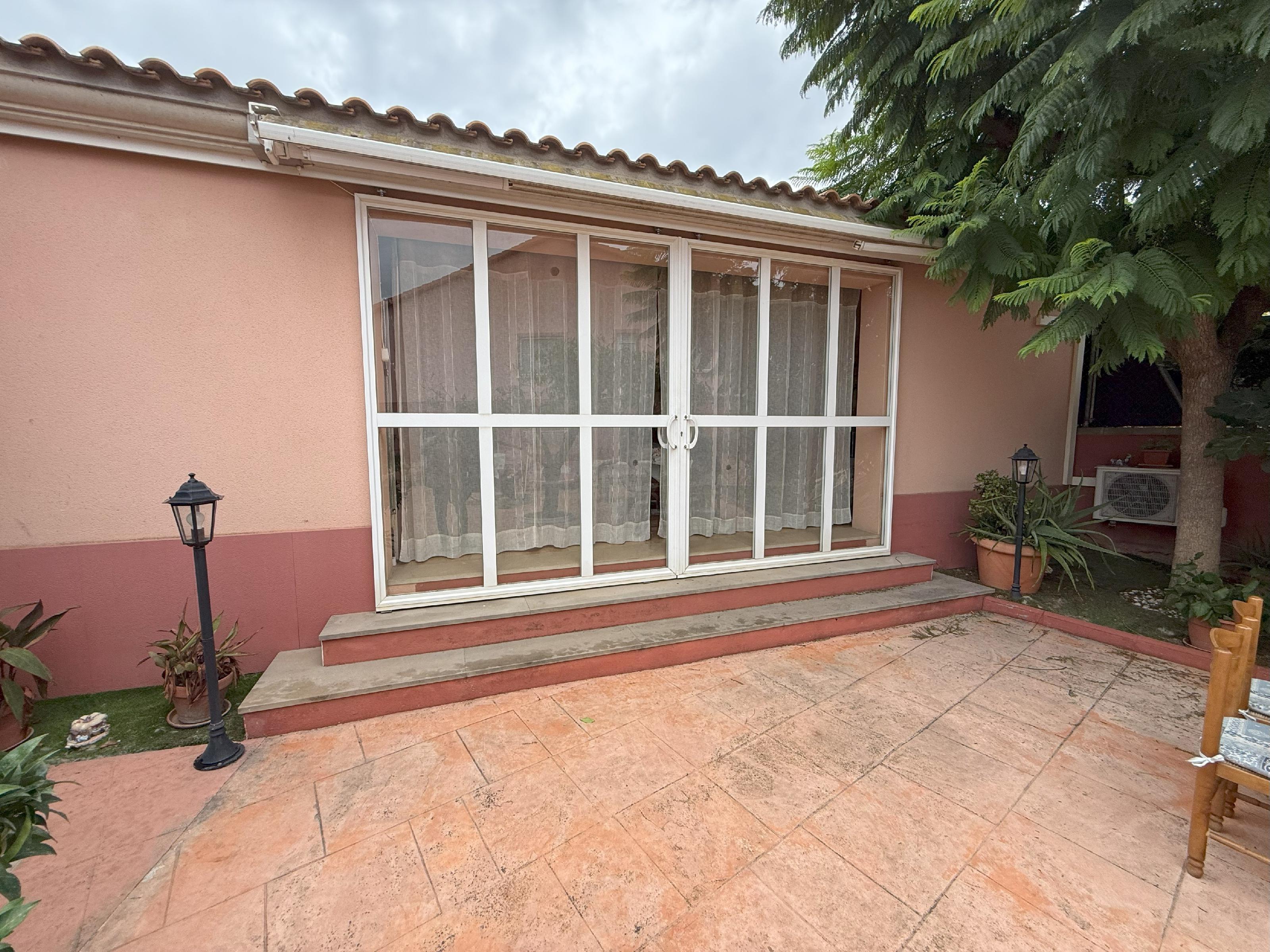 Imagen 11 Casa Aislada en venta en Sant Jaume Dels Domenys / En la urbanización el papagai