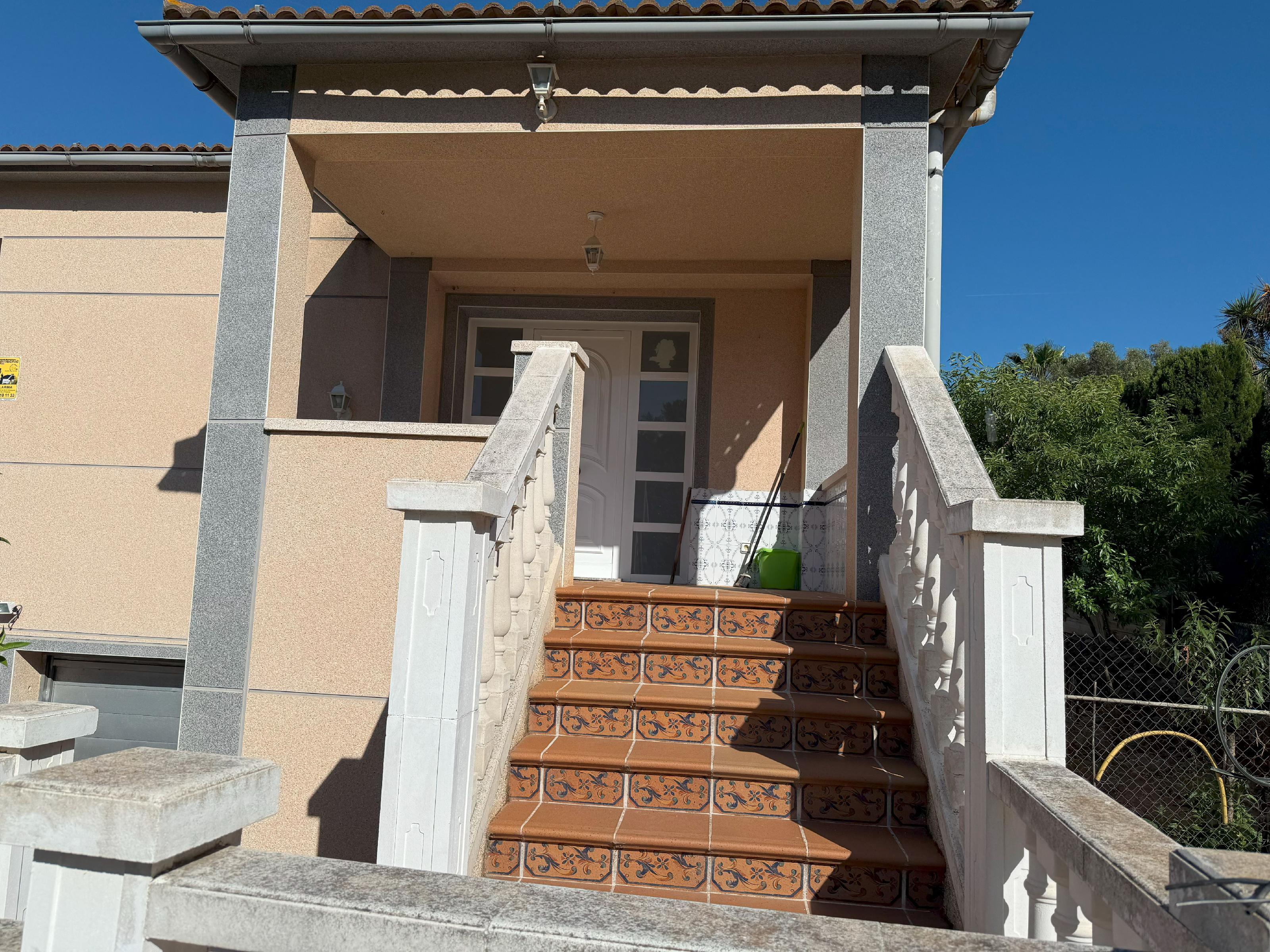 Imagen 1 Casa Aislada en venta en Bisbal Del Penedès La / A cinco minutos del pueblo de la Bisbal