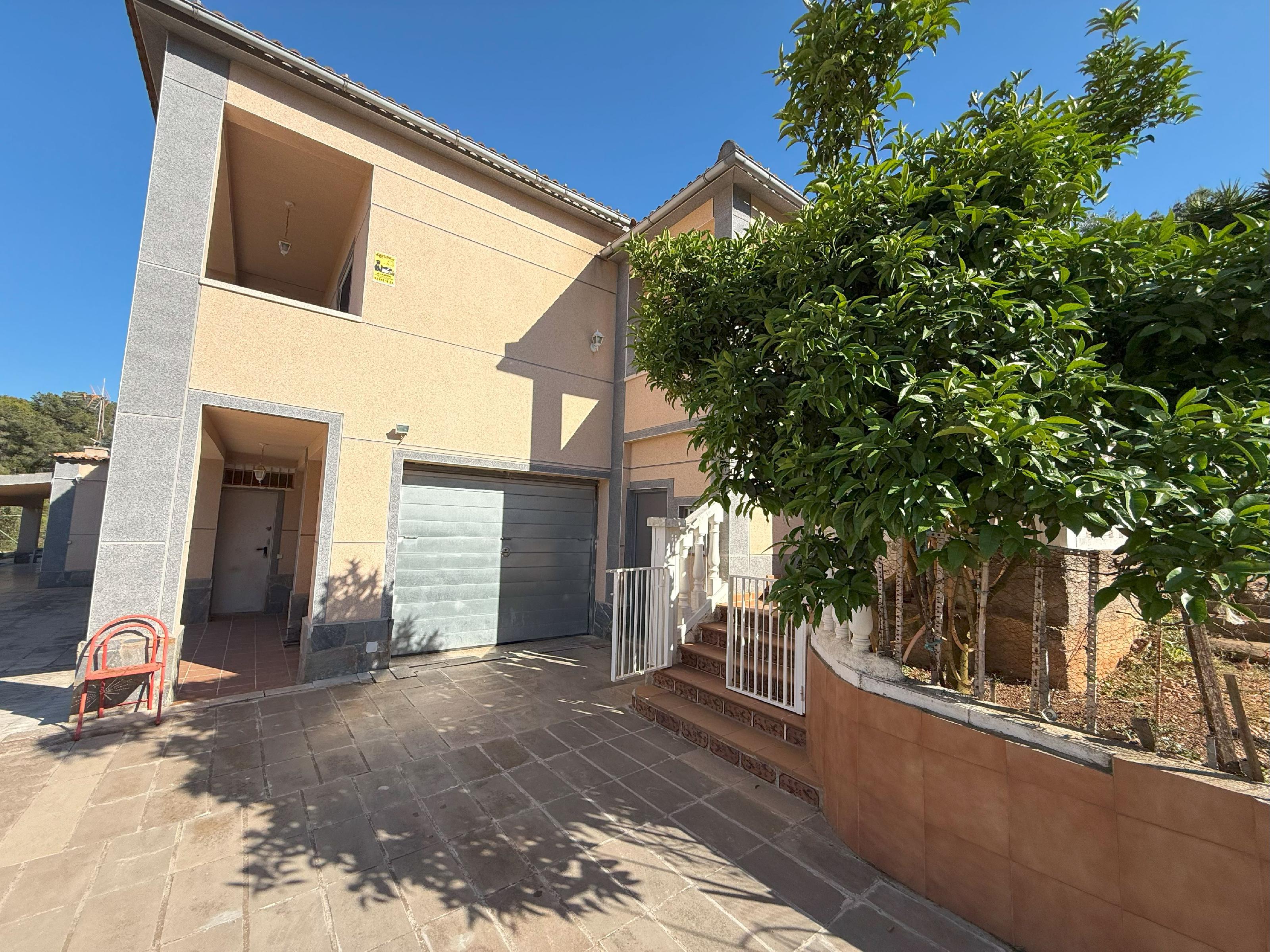 Imagen 3 Casa Aislada en venta en Bisbal Del Penedès La / A cinco minutos del pueblo de la Bisbal