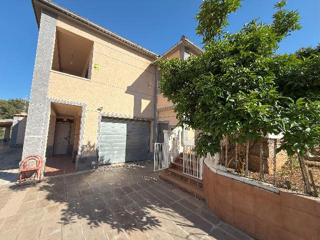 Imagen 3 Inmueble 294124 - Casa Aislada en venta en Bisbal Del Penedès (La) / A cinco minutos del pueblo de la Bisbal