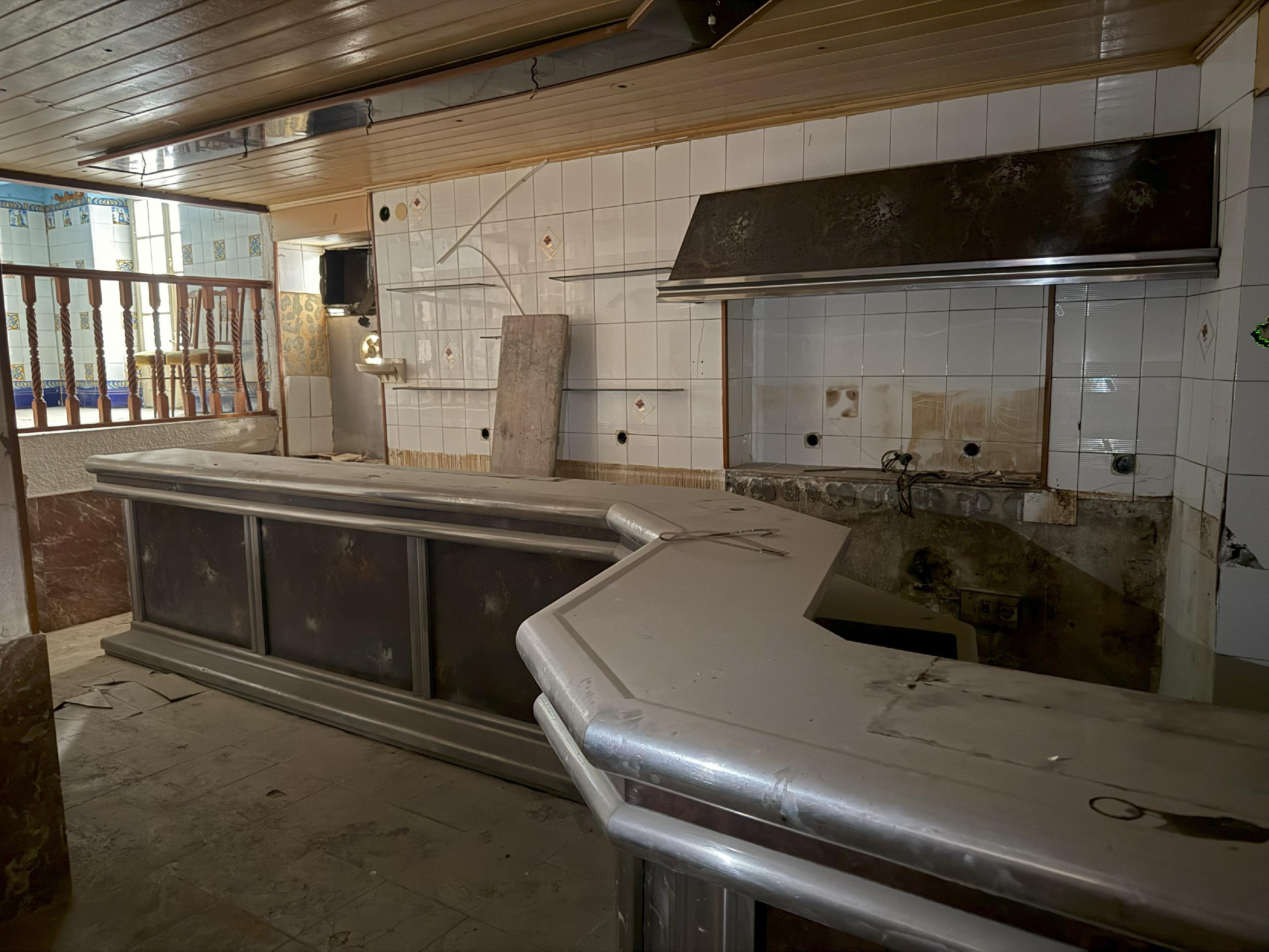 Imagen 12 Casa Adosada en venta en Arboç L´ / En el mismo centro del Arboç