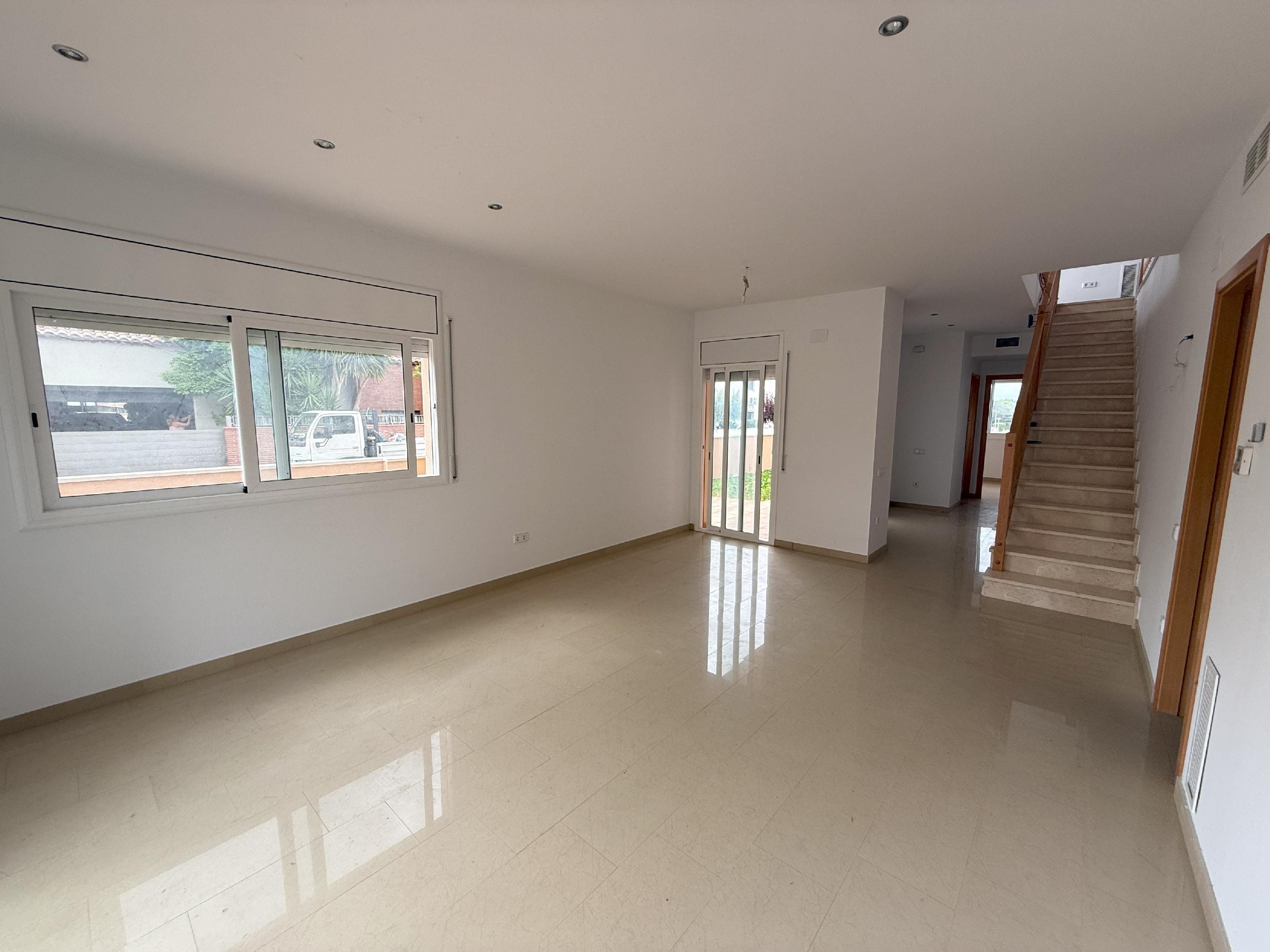 Imagen 5 Casa Aislada en venta en Llorenç Del Penedès / A dos minutos del centro.