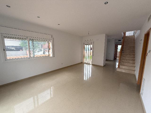 Imagen 5 Inmueble 295338 - Casa Aislada en venta en Llorenç Del Penedès / A dos minutos del centro.