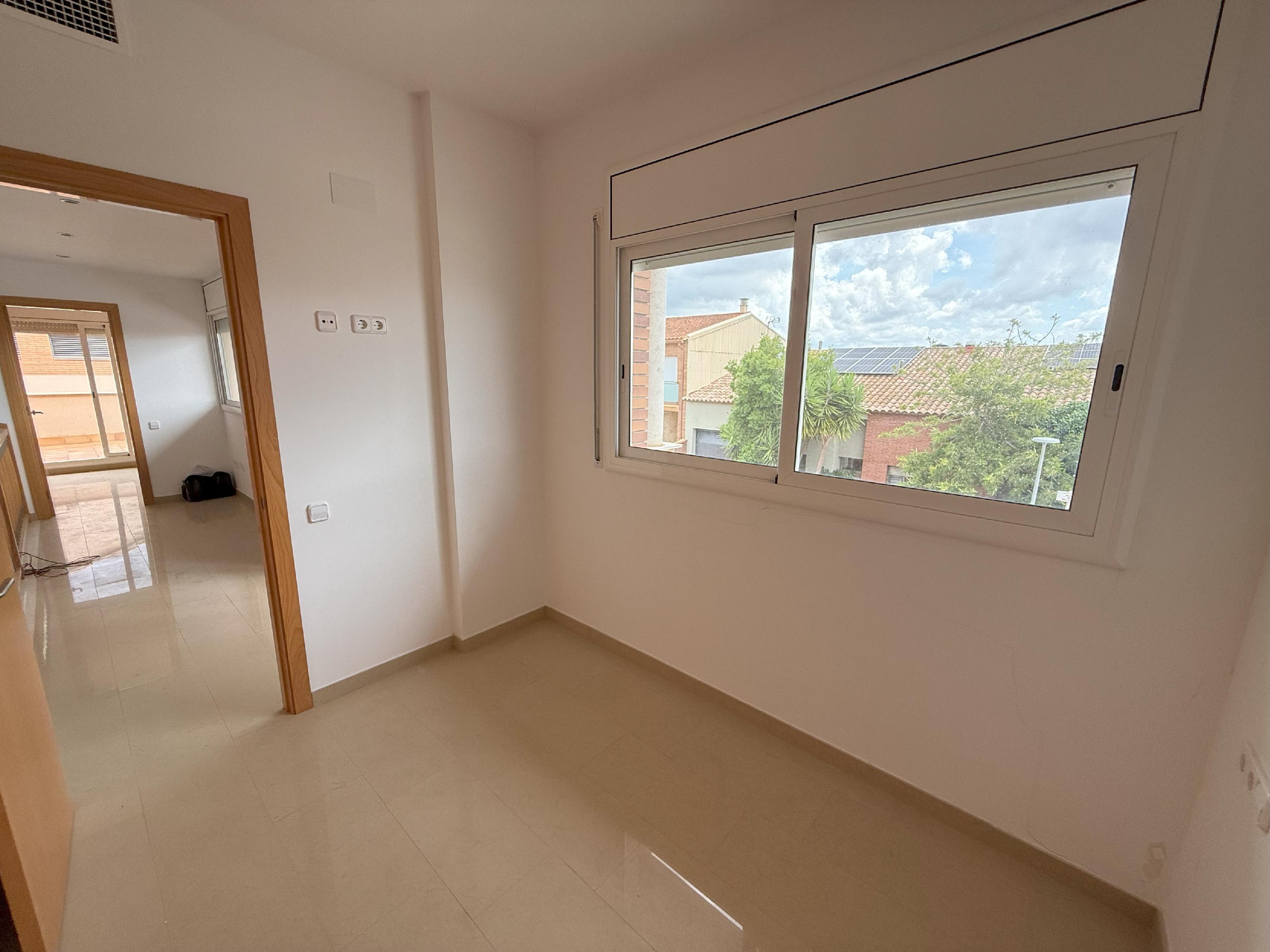 Imagen 16 Casa Aislada en venta en Llorenç Del Penedès / A dos minutos del centro.