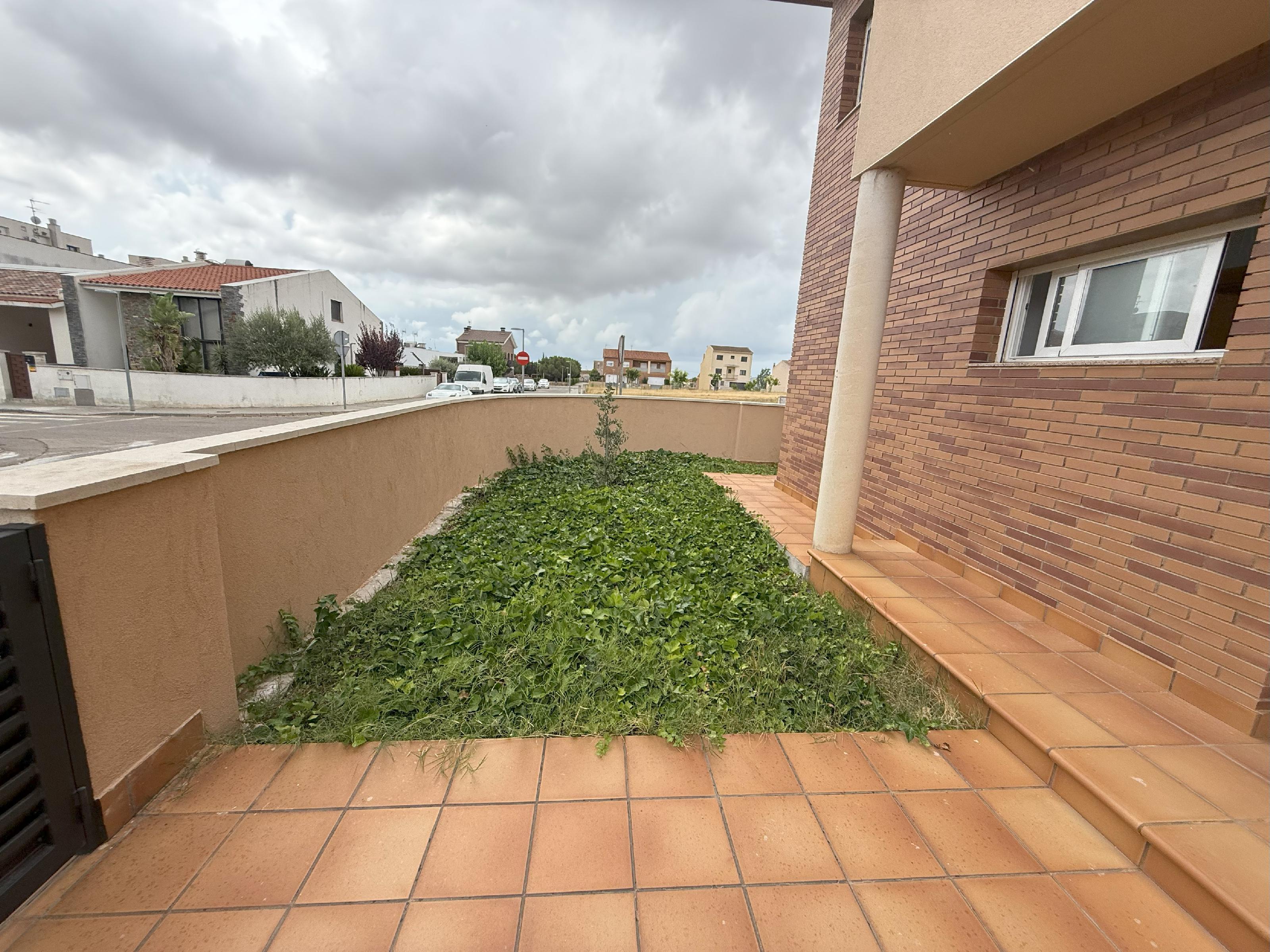 Imagen 36 Casa Aislada en venta en Llorenç Del Penedès / A dos minutos del centro.