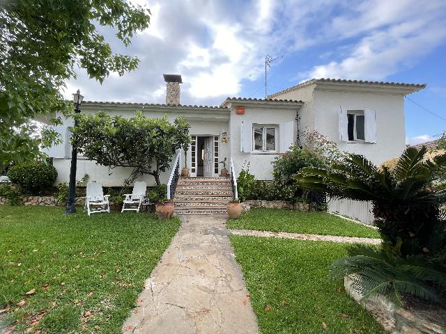 Imagen 3 Inmueble 295891 - Casa Aislada en venta en Vendrell (El) / Cerca de todos los servicios y playa 