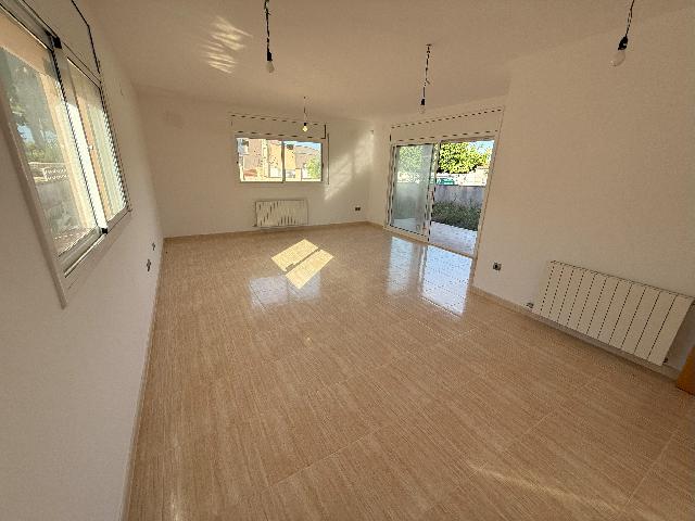 Imagen 13 Inmueble 296490 - Casa Aislada en venta en Bellvei / En la urb. Baronia de Bellvei.