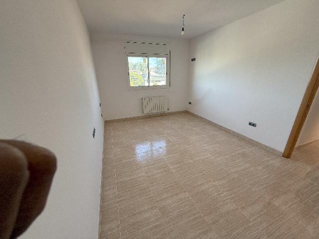 Imagen 30 Inmueble 296490 - Casa Aislada en venta en Bellvei / En la urb. Baronia de Bellvei.