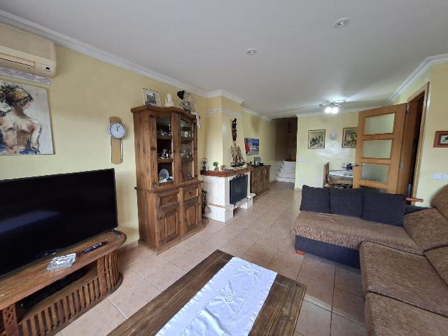 Imagen 3 Inmueble 297357 - Casa Adosada en venta en Banyeres Del Penedès / Urb Saifores a 10mits de El vendrell