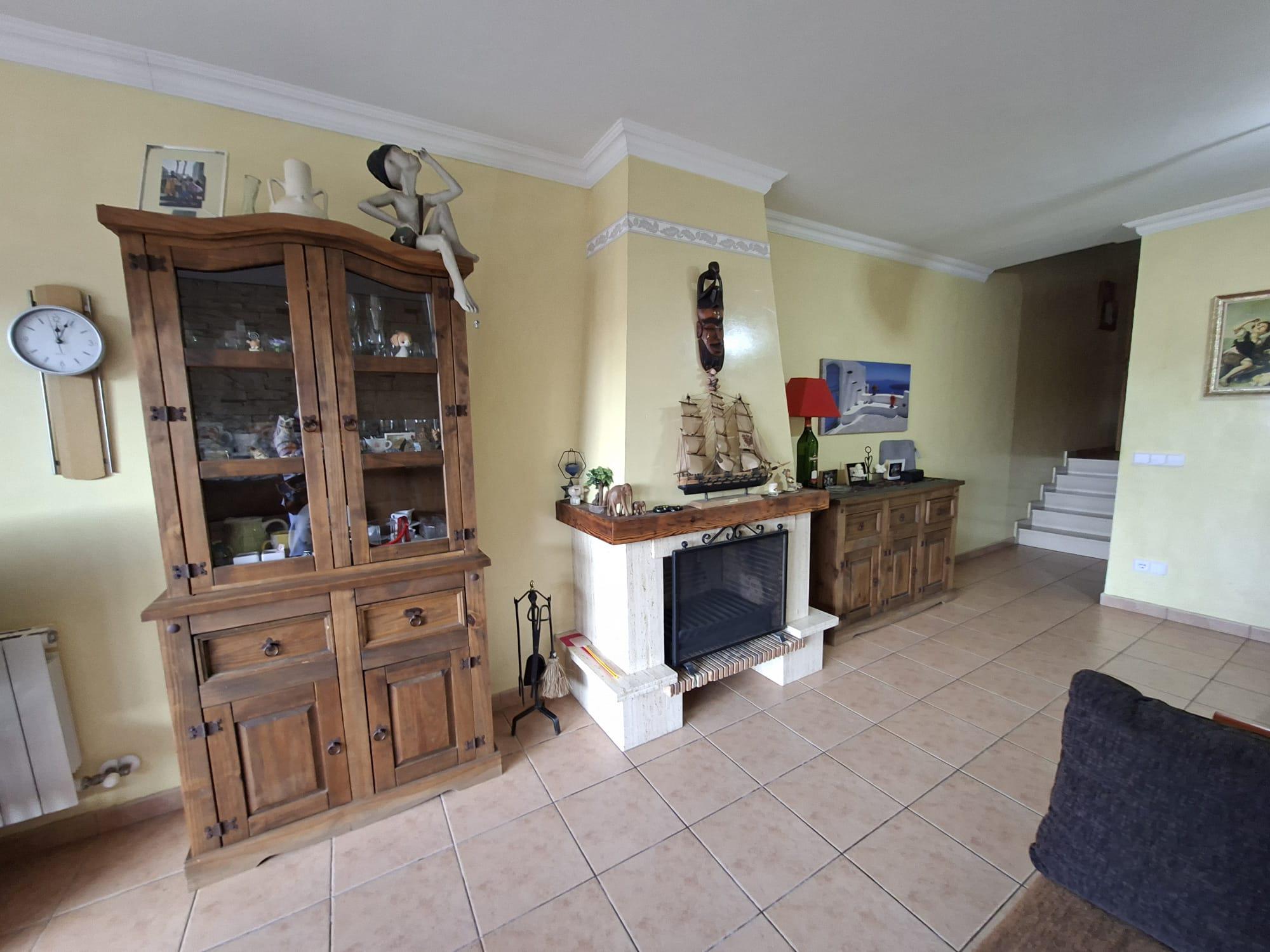 Imagen 5 Casa Adosada en venta en Banyeres Del Penedès / Urb Saifores a 10mits de El vendrell