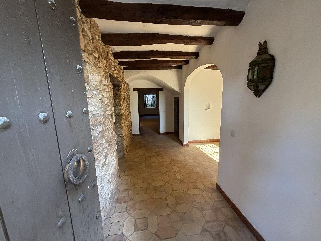 Imagen 2 Inmueble 298131 - Casa Rústica en venta en Sant Jaume Dels Domenys / Rodeado de naturaleza a dos minutos del...