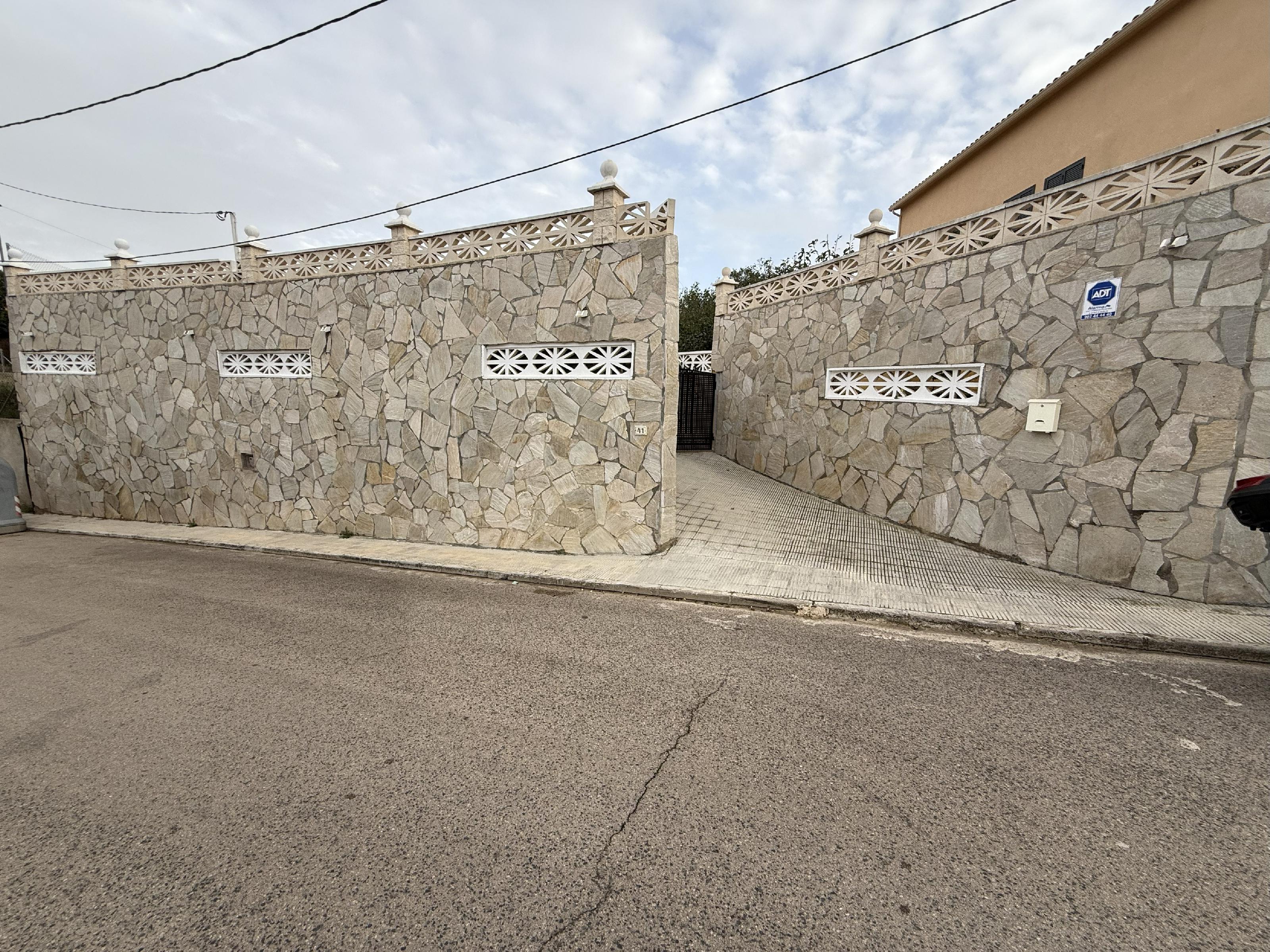 Imagen 2 Casa Aislada en venta en Bisbal Del Penedès La / En urb Can Gordei La Bisbal del Penedes