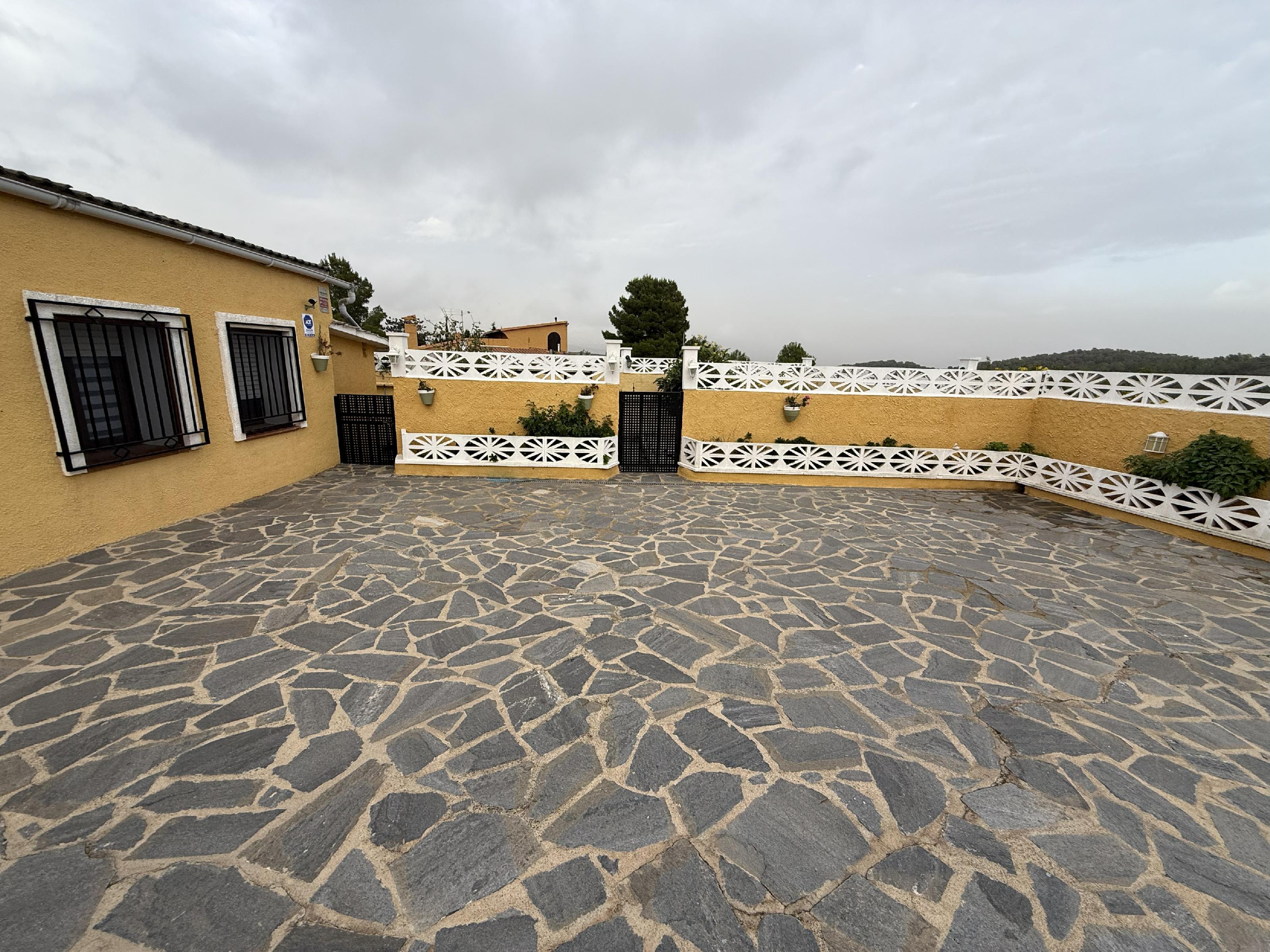 Imagen 15 Casa Aislada en venta en Bisbal Del Penedès La / En urb Can Gordei La Bisbal del Penedes