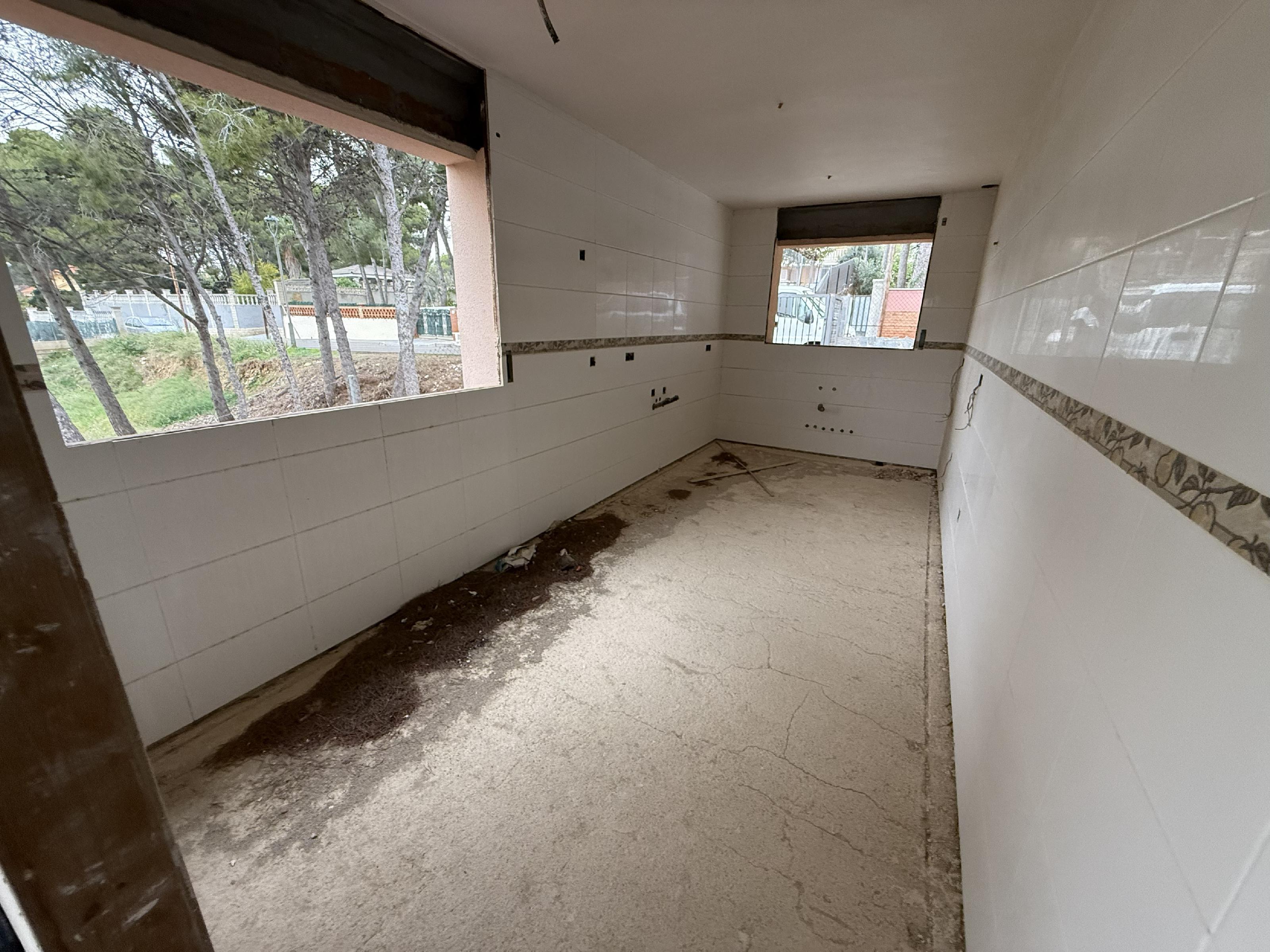 Imagen 19 Casa Aislada en venta en Bellvei / En la urb baronia bellvei.