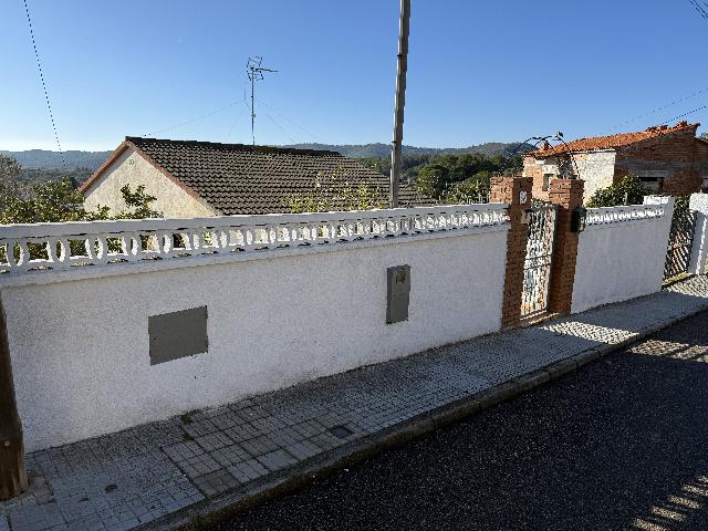 Imagen 2 Inmueble 298586 - Casa Aislada en venta en Bisbal Del Penedès (La) / Urb el priorat de la bisbal del Penedes.