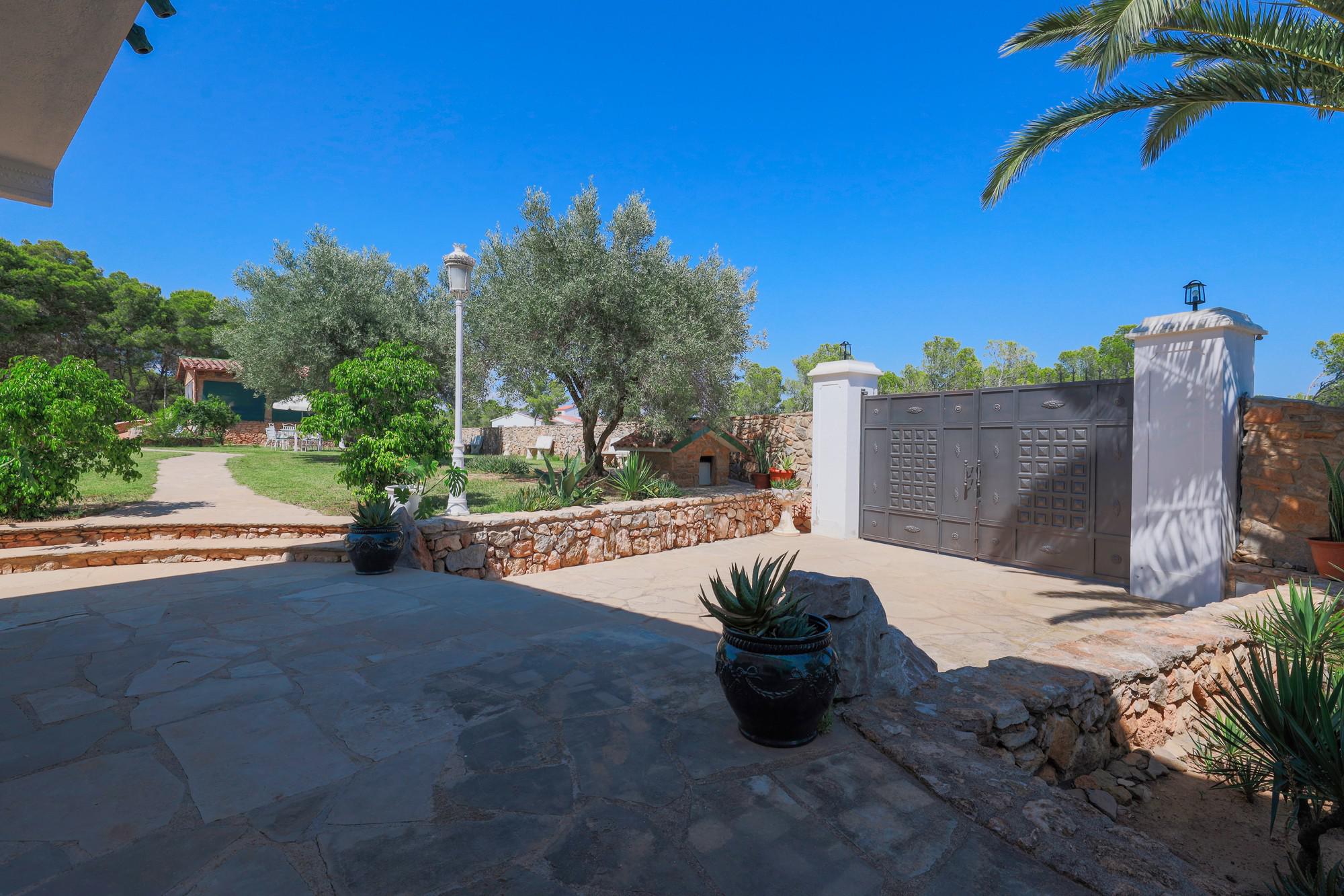 Imagen 2 Casa Aislada en venta en Vendrell El / En la urb els masos dentro de un paraje inigualable.