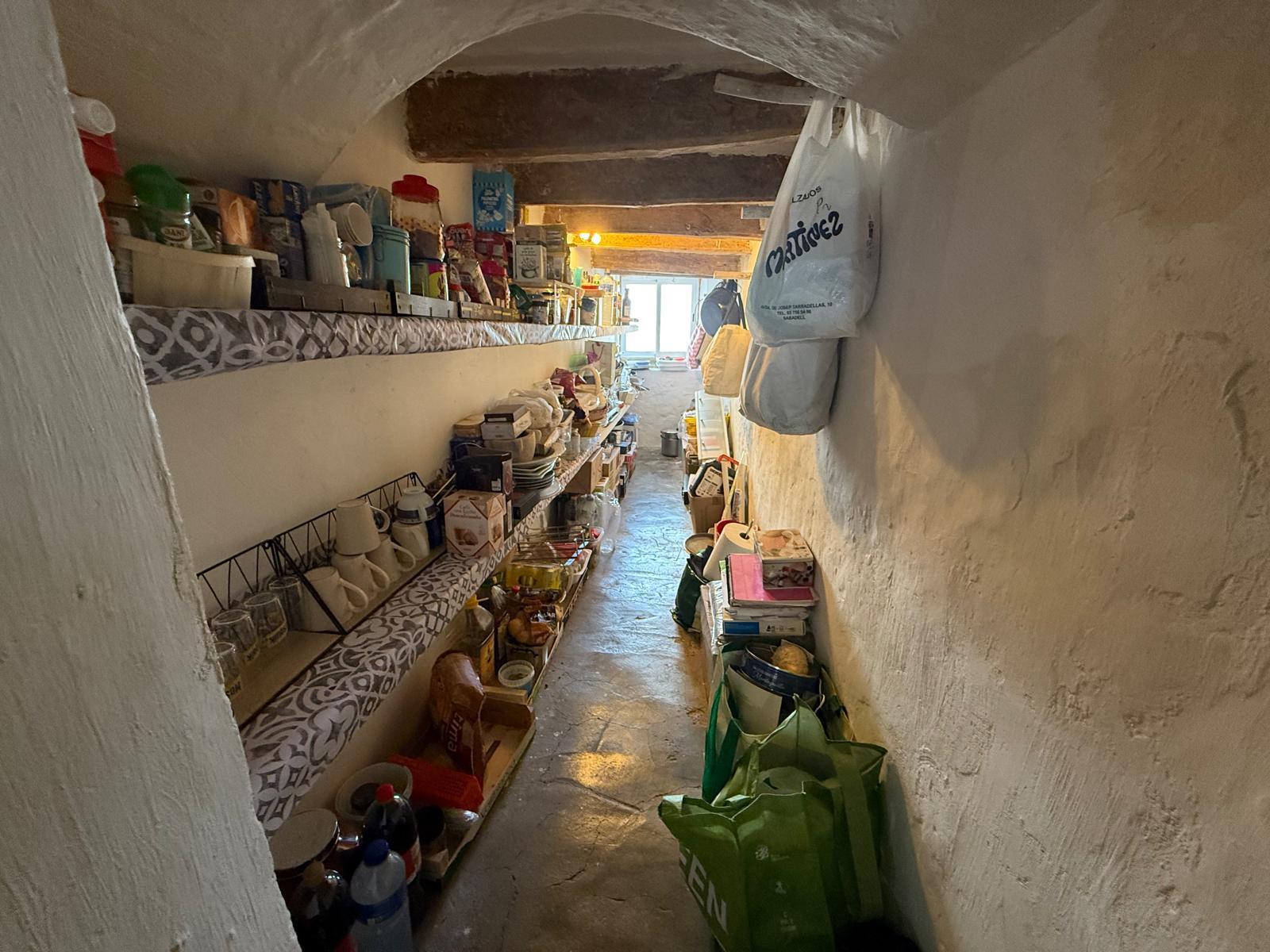 Imagen 7 Casa Adosada en venta en Banyeres Del Penedès / En el mismo centro.