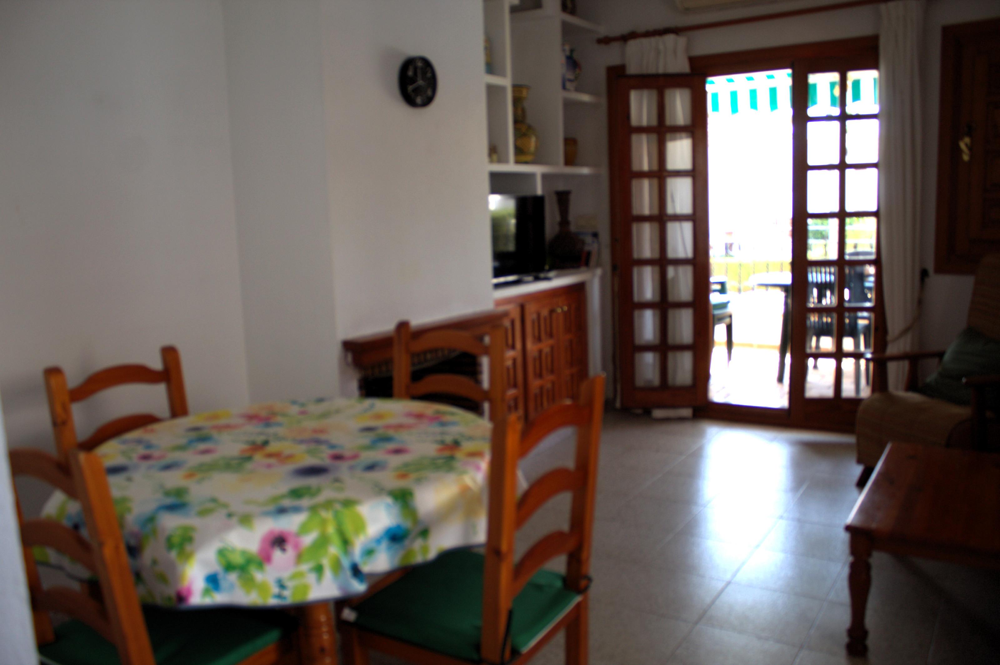 Imagen 5 Apto. Playa en venta en Pilar De La Horadada / Piso a 300m de la Cala de La Lombriz