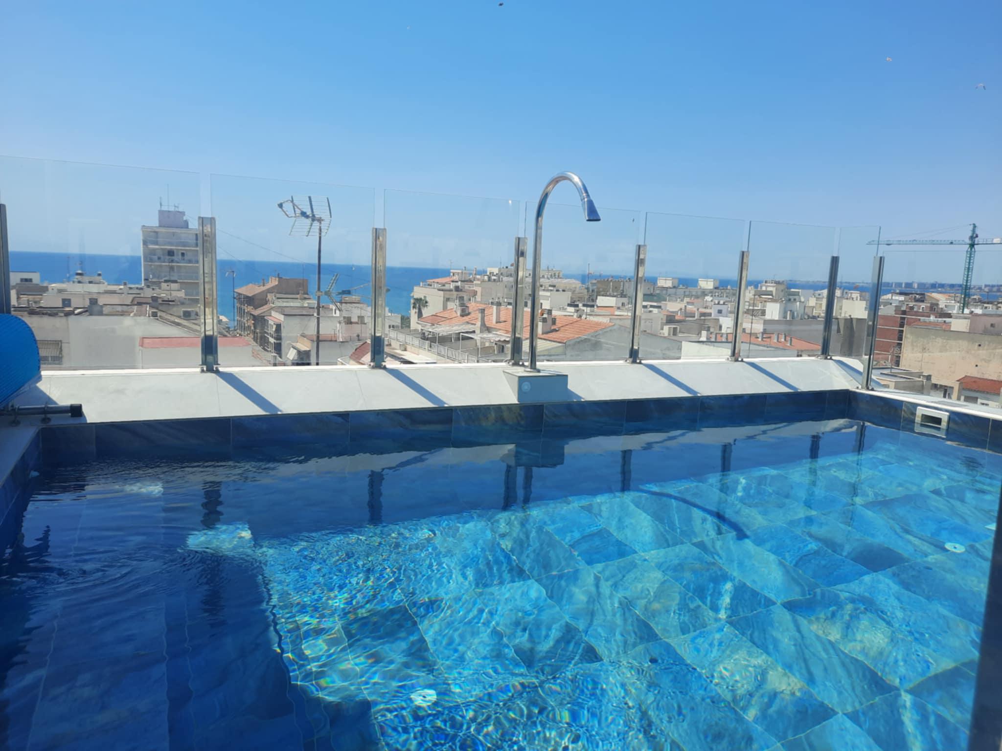 Imagen 23 Apto. Playa en venta en Torrevieja / Céntrica esquina Radio Murcia, a 180m de Playa del Cura.