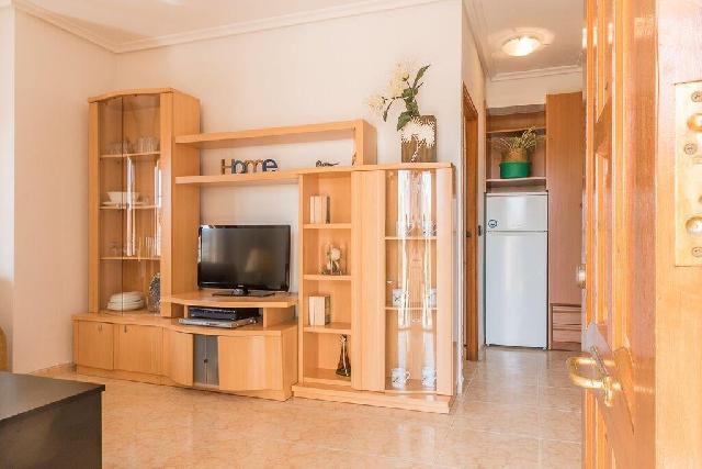 Imagen 4 Inmueble 296780 - Casa Pareada en venta en Orihuela / Cerca del centro comercial La Zenia