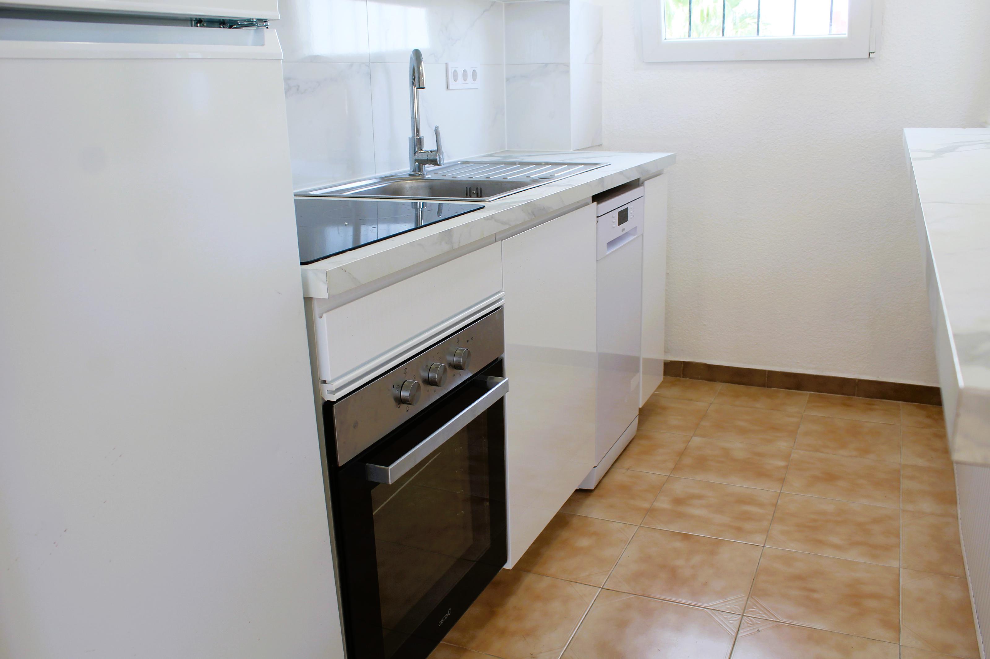 Imagen 12 Ático en venta en Orihuela / A pocos minutos a pie de la playa de punta prima