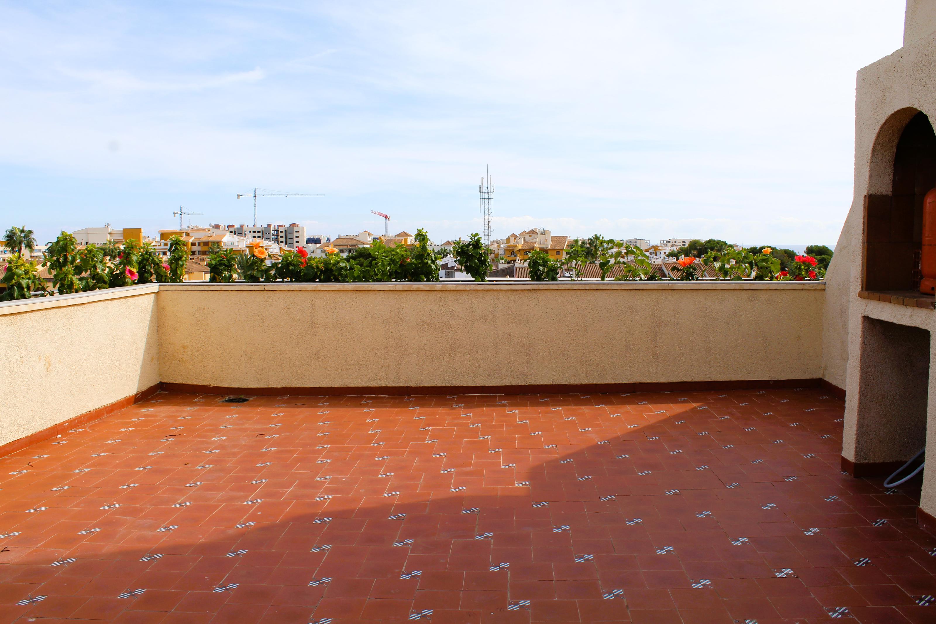 Imagen 32 Ático en venta en Orihuela / A pocos minutos a pie de la playa de punta prima