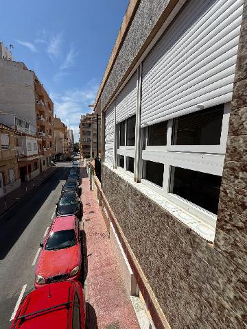 Imagen 16 Inmueble 298084 - Piso en venta en Torrevieja / Cerca del centro urbano y de la estación de autobuses