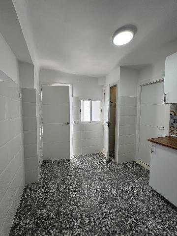 Imagen 6 Inmueble 298084 - Piso en venta en Torrevieja / Cerca del centro urbano y de la estación de autobuses