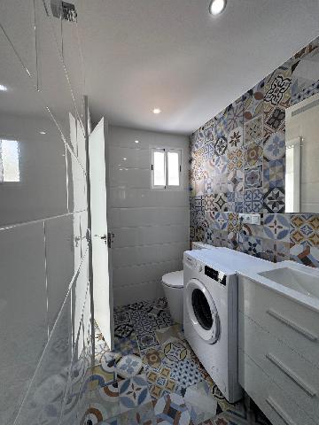 Imagen 8 Inmueble 298084 - Piso en venta en Torrevieja / Cerca del centro urbano y de la estación de autobuses