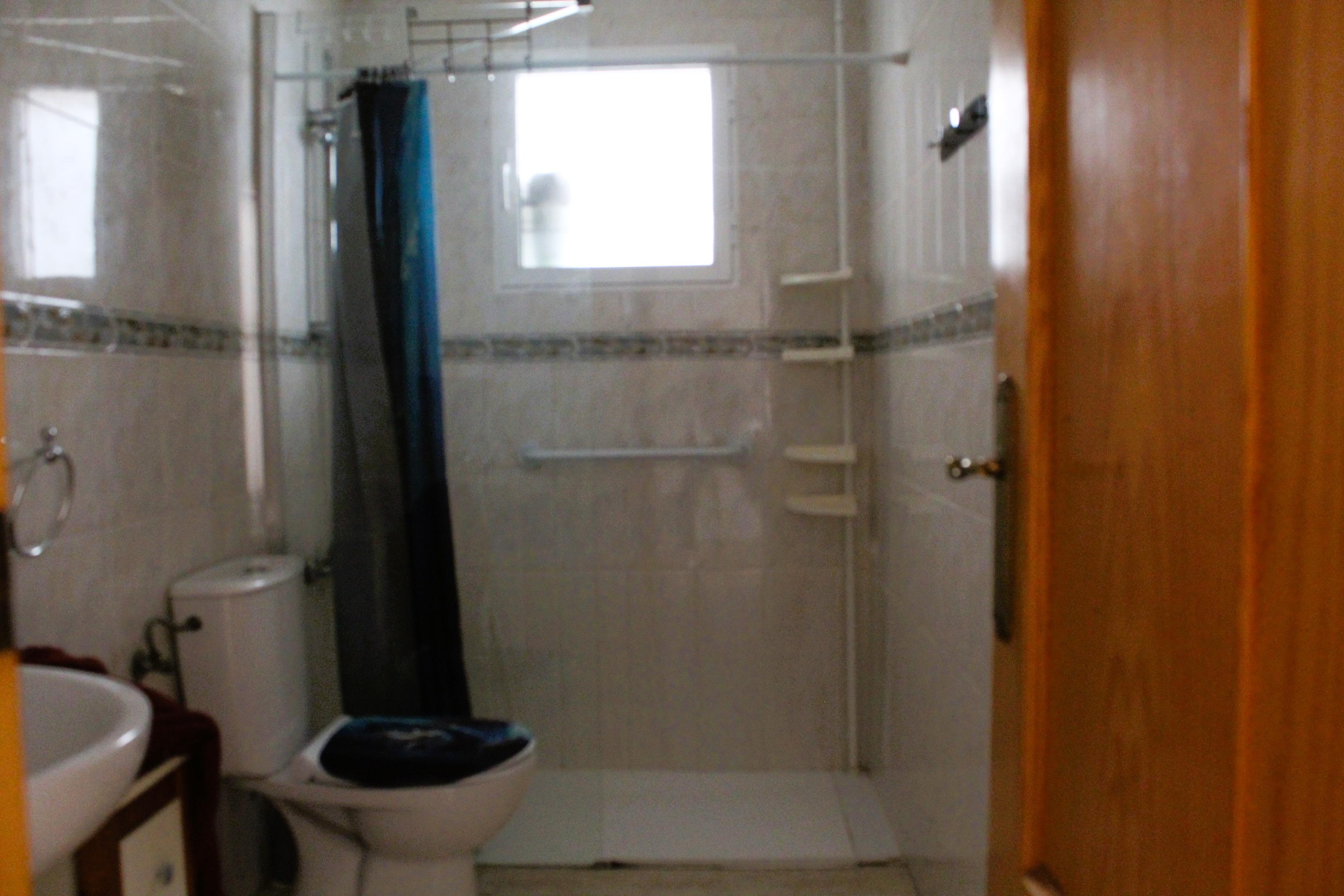 Imagen 14 Apartamento en venta en Guardamar Del Segura / A pocos minutos de la playa de guardamar