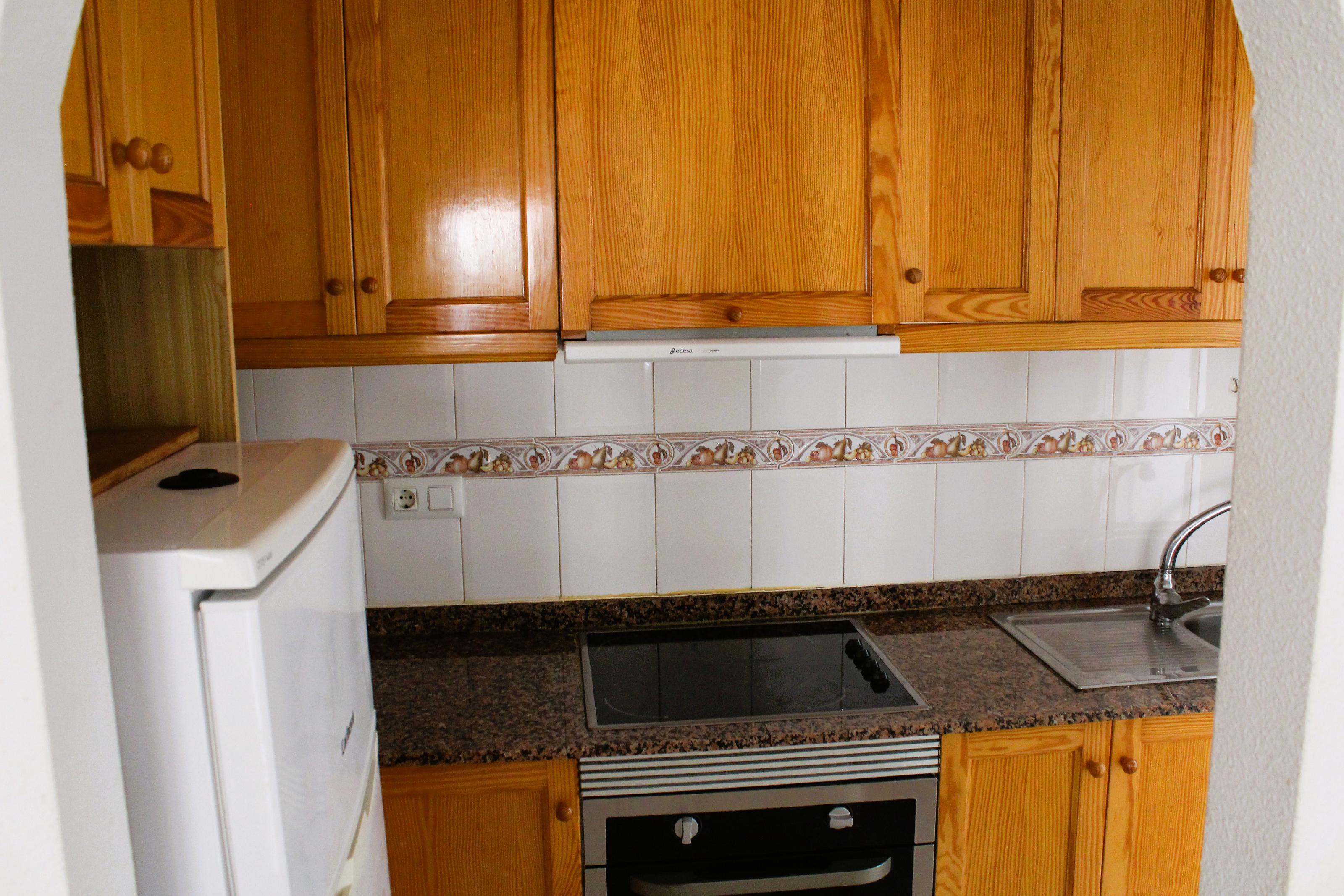 Imagen 10 Apartamento en venta en Guardamar Del Segura / A pocos minutos de la playa de guardamar