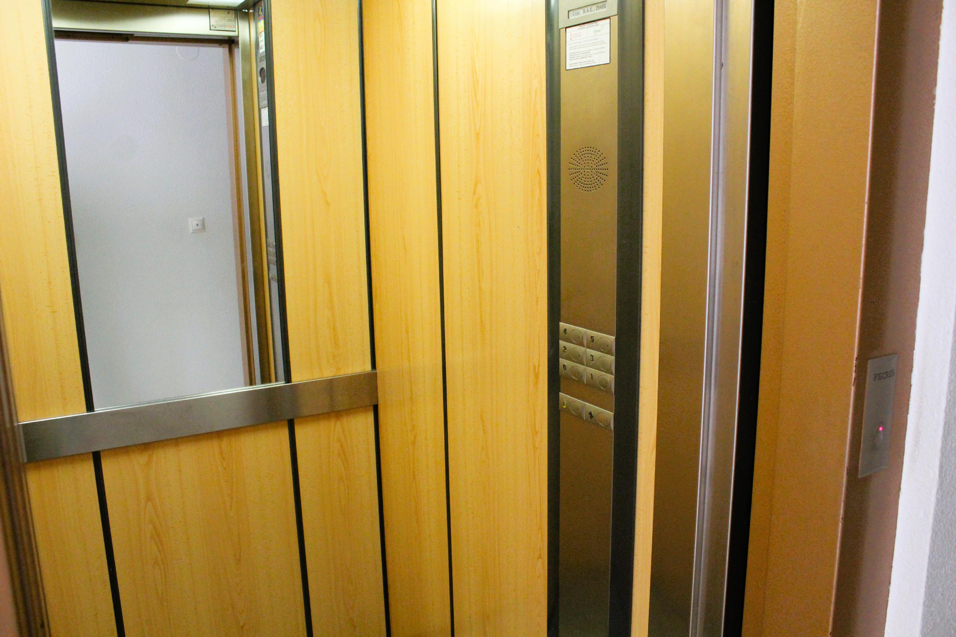 Imagen 17 Apartamento en venta en Guardamar Del Segura / A pocos minutos de la playa de guardamar