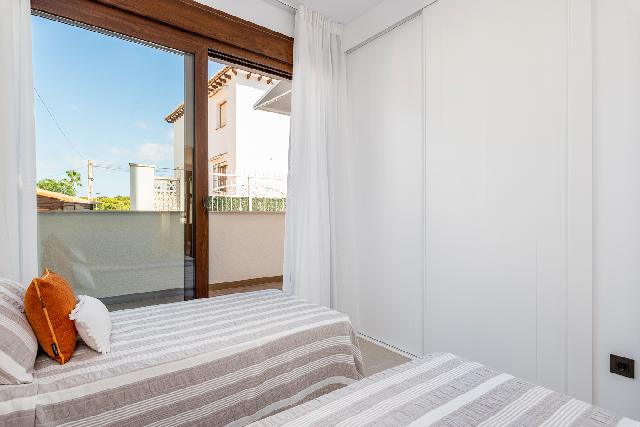 Imagen 17 Inmueble 298809 - Planta Baja en venta en Torrevieja / Los balcones, cerca del mar y salinas.