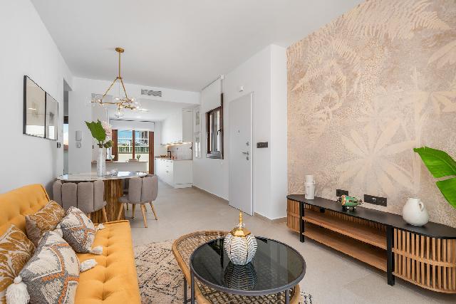 Imagen 2 Inmueble 298809 - Planta Baja en venta en Torrevieja / Los balcones, cerca del mar y salinas.