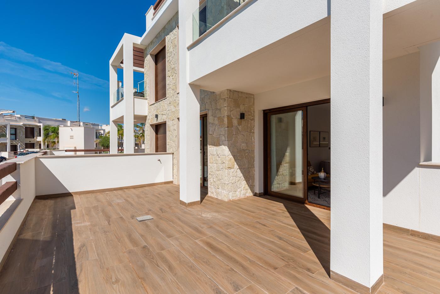 Imagen 21 Planta Baja en venta en Torrevieja / Los balcones, cerca del mar y salinas.